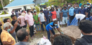 މަޙުމޫދުގެ ޖަނާޒާ ބާއްވައިފި