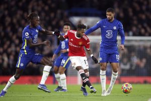 ޔުނައިޓެޑް އަތުން ބަލިނުވެ ޗެލްސީ ސަލާމަތްވެއްޖެ