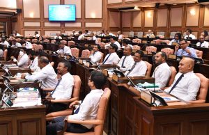 މަސައްކަތުގެ ބޭރުން ކުރާ ކުށްތައް ބެލުމުގެ ބާރު ބާ ކައުންސިލަށް ދޭން ފާސްކޮށްފި