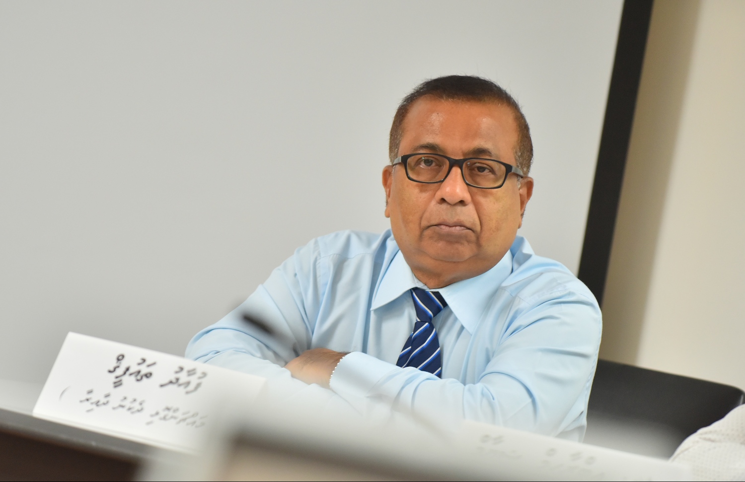 ސިޔާސީ ޕާޓީތަކަށް ވަންނަ މީހުންގެ ނަންތައް ޢާންމުކުރަން ފަށައިފި