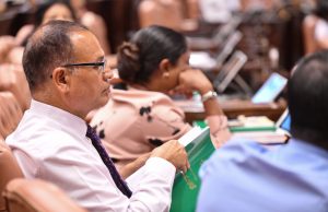 އެންމެ ރަނގަޅު ގޮތަކީ ނަޝީދުވެސް ވާދަކުރުން: އާދަމް ޝަރީފް