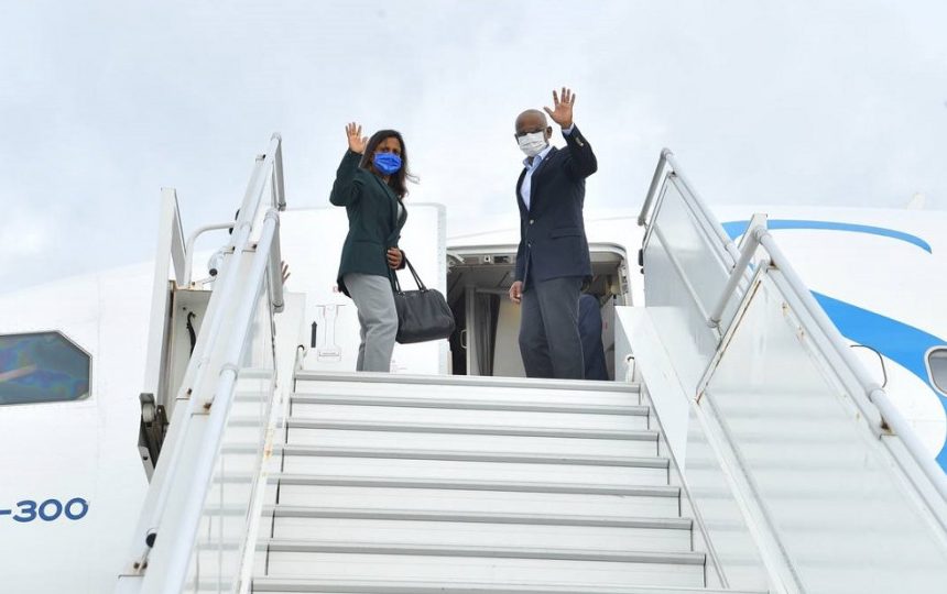 ނުރަސްމީ ދަތުރުފުޅެއްގައި ރައީސްގެ ދެކަނބަލުން ސްރީލަންކާއަށް