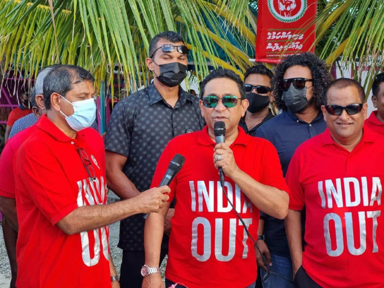 އިންޑިއާ އައުޓް ޖަހައިގެން ޔާމީނަކަށް ނުހިނގޭނެ، އެކަން ފުލުހުން ހުއްޓުވަންޖެހޭ: ނަޝީދު