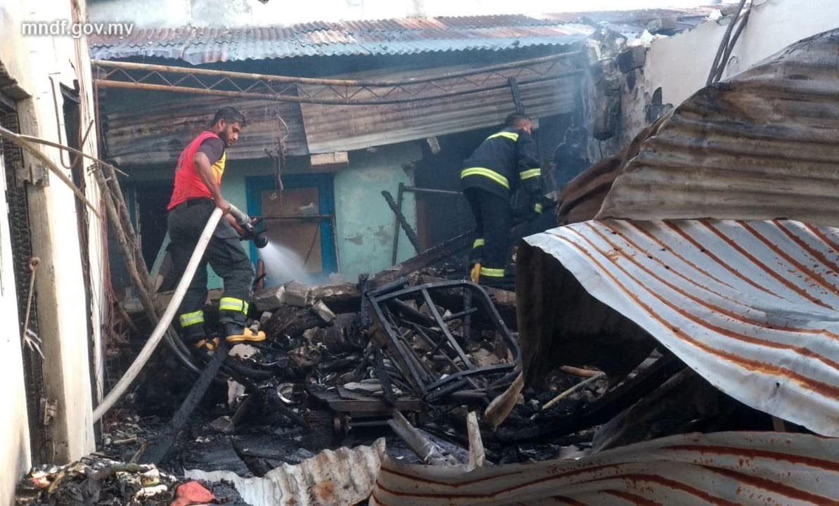 ކުޅުދުއްފުށި ގަރާޖެއްގައި ނުރައްކާތެރި އަލިފާނުގެ ހާދިސާއެއް