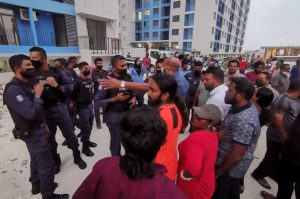 ޖަލްސާއަށް ފުލުހުންނަށް ހުރަސް ނޭޅޭނެ، ޤާނޫނީ ގޮތުން ޖަވާބުދާރީ ކުރުވާނަން: މުއިއްޒު