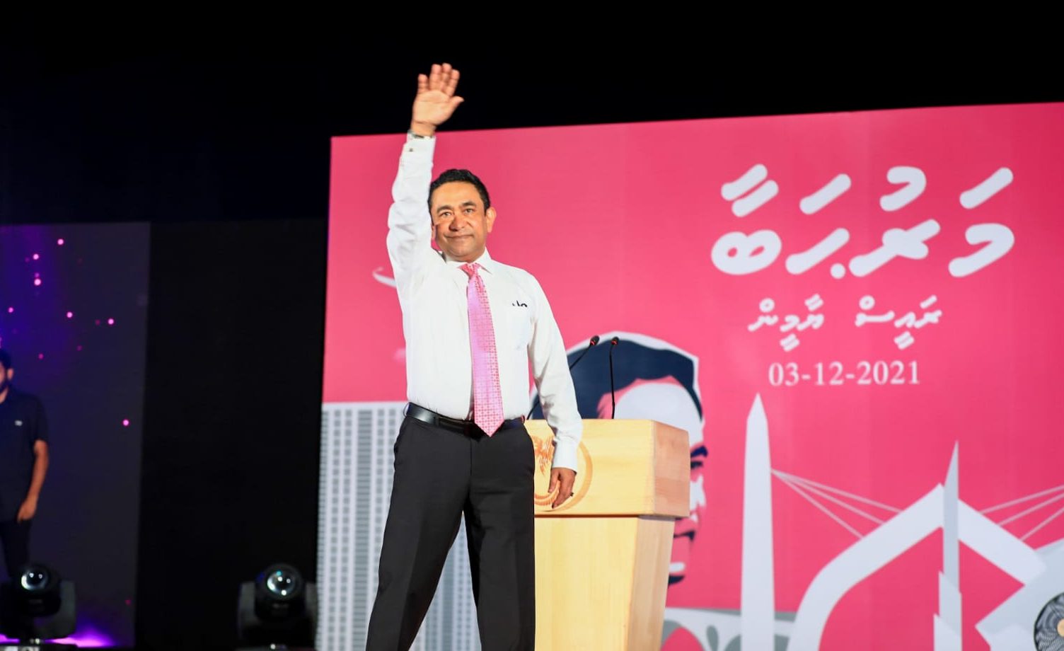 އިންޑިއާ އަސްކަރިއްޔާ ޖެހޭނީ ރާއްޖެއިން ފައިބަން: ރައީސް ޔާމީން