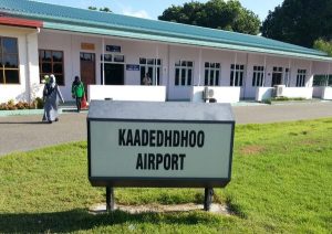 ކާޑެއްދޫ އެއަރޕޯޓް އަންނަ މަހު ވިލާއާއި ހަވާލުކުރަނީ