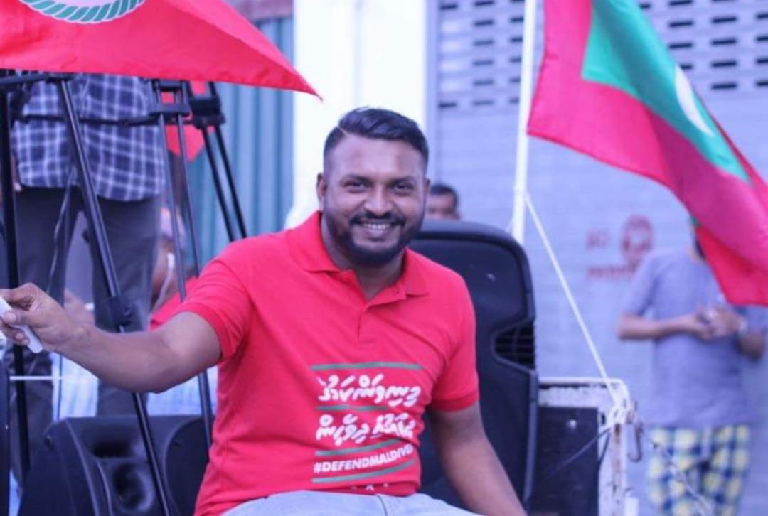 ޑެޕިއުޓީ މޭޔަރު ނަރީޝް ދޫކޮށްލައިފި