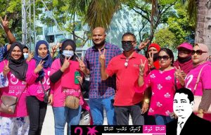 މިއިންތިޚާބުގައި ވާދަކުރަން ޖެހިފައިވަނީ ދިވެހި ސަރުކާރާއި، އިންޑިއާއާއިވެސް ދެކޮޅަށް: ޝުޖާ