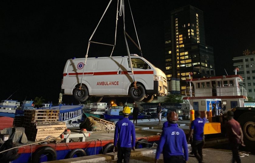 ލިސްޓުގައި ނުވެސްނެތް، ކޮމަންޑޫއަށް އެމްބިއުލާންސެއް ފޮނުވައިފި