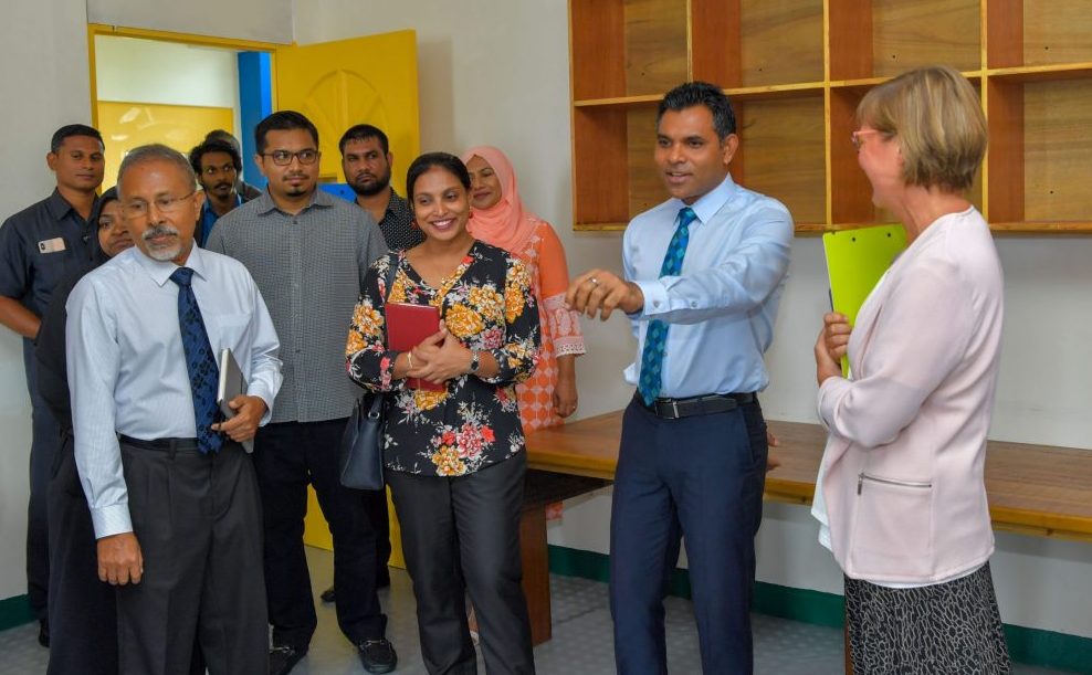 ޕްރިންސިޕަލުންގެ ސްކޮލަޝިޕަށް 60 އަށްވުރެ ގިނަ ހުށަހެޅުން