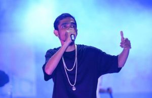 ބޭސްފަރުވާއަށް ޕެސްޓް، ބަންދުން ދޫކޮށްލައިފި