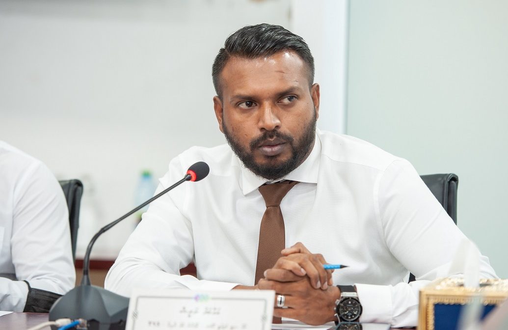 ހަގީގީ މާނައިގައި ލާމަރުކަޒު ކުރުމުގެ މަސައްކަތް ފެށުމުގެ އިހްސާސް މިހާރު ކުރެވޭ: ނަރީޝް