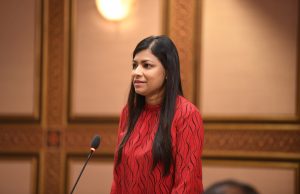 ރޮޒޭނާ އެދެނީ އިތުބާރުކޮށް، ރައީސް ޞާލިހަށް ދެވަނަ ދައުރެއް ދިނުމަށް