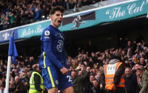 ޗެލްސީ ފަހު ވަގުތު ޖެހި ލަނޑުން މޮޅުވިއިރު، އާސެނަލް އަލުން ގަދަ ހަތަރަކަށް