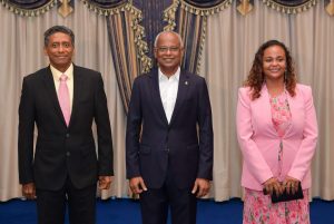 ސީޝޭލްސްގެ ކުރީގެ ރައީސާއި ރައީސް ބައްދަލު ކުރައްވައިފި