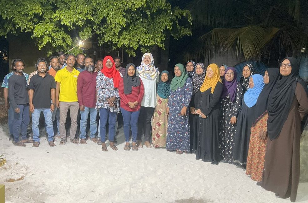 ށ.އަތޮޅުގައި ސަފާއަތަށް އޮތް ތާއީދުބޮޑު، ބޭނުންވަނީ އަންހެނުންގެ ހައްގުގާ ތެދުވާ ލީޑަރެއް