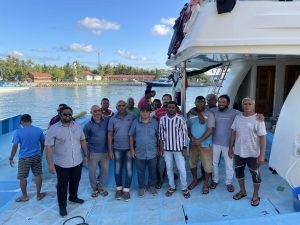 މަސްވެރިންގެ ޝަކުވާތައް އަޑު އައްސަވަން މިނިސްޓަރ ކޫއްޑޫއަށް