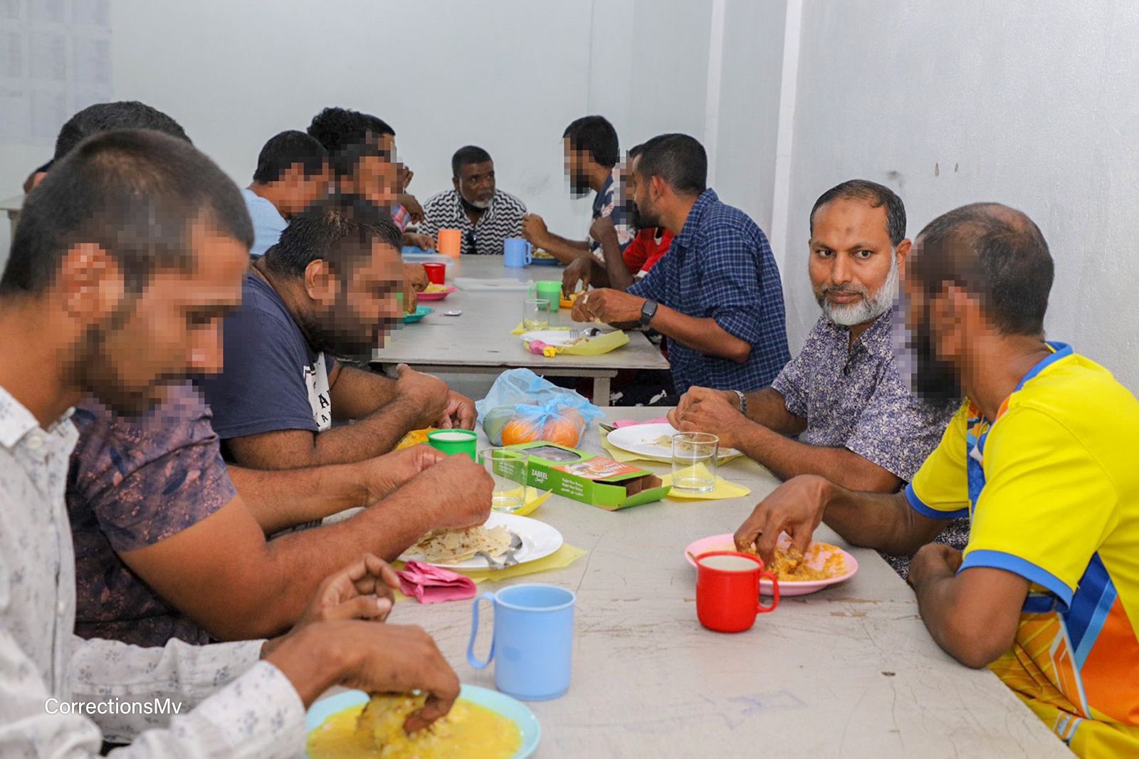 މިނިސްޓަރ ޢީމްރާން މިއަދު ރޯދަ ވިއްލީ ޖަލުގަ ޤައިދީންނާ އެކު!
