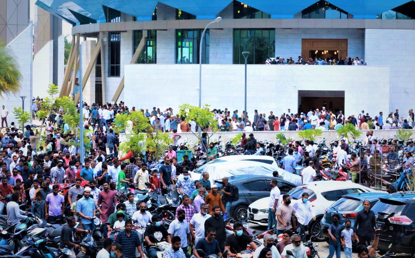 ސަލްމާން މިސްކިތް ބަލަހައްޓަނީ ސަރުކާރުން، ޕާކިން ޒޯން ހެދުމަށް އެއްބާލުމެއް ނުލިބޭ: މުއިއްޒު