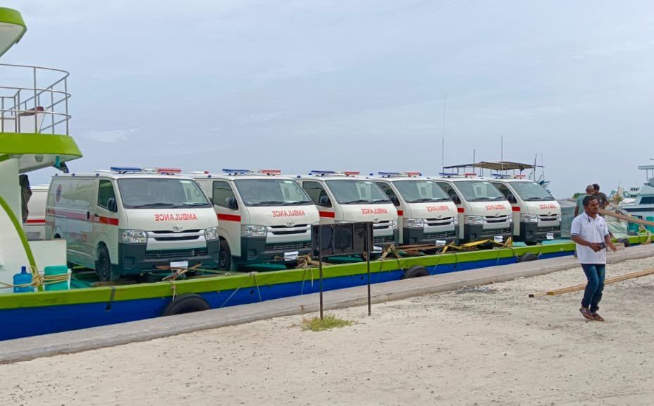 އިތުރު 19 ރަށަކަށް އެމްބިއުލާންސް ފޮނުވުމުގެ މަސައްކަތް ފަށައިފި