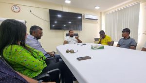 ފަޔާއާއި، ރޮޒޭ، ޤާސިމް އާއި ބައްދަލުކޮށްފި