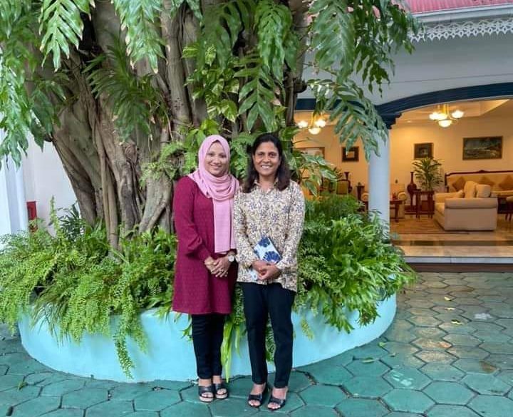 ރައީސްގެ އަނބިކަބަލުންނާ ޝީޒާ ބައްދަލުކުރައްވާ ޖަމްޢިއްޔާއާއި ގުޅޭގޮތުން މަޝްވަރާކޮށްފި