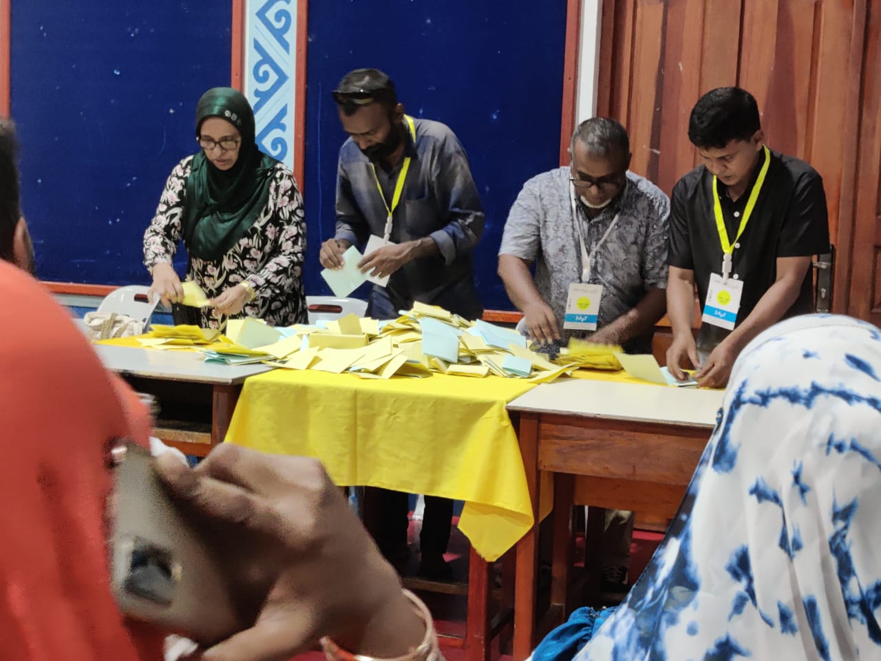 13 ހާސް މެމްބަރުންގެ ދަފްތަރެއް، ވޯޓުދިނީ 4 ހާސް މެމްބަރުން! އެމްޑީޕީއަށް މާލެ ގެއްލުނީތަ؟