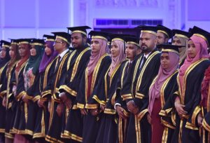 ސްޓޫޑެންޓް ލޯން ލިބުނީ 393 ދަރިވަރަކަށް