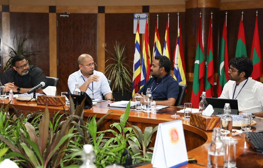 ސްޓެލްކޯ ޓަވަރުތަކަށް ކުންފުނީގެ ހަރަދުގައި ކަރަންޓު ލާން ނިންމައިފި