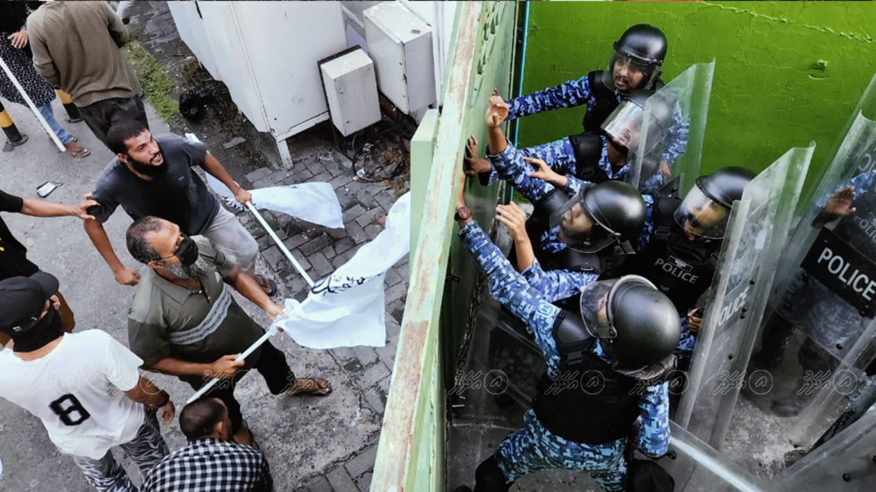 ޔޯގާ ހަމަނުޖެހުން: ފުލުހުންގެ ސެކިއުރިޓީ ފެއިލްވި މައްސަލަ ބަލައި ނިމިއްޖެ