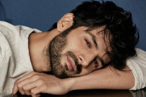 ކާތިކް ގެ ކުރިއަށް އޮތް ފިލްމަކީ "ޗަންދޫ ޗެމްޕިއަން"