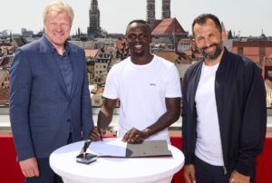 ލިވަޕޯލް ދޫކޮށް އިތުބާރު ފޯވާޑު މާނޭ ބަޔާނަށް