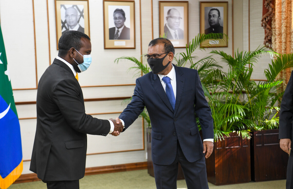 ދޮގު އިލްޒާމު އަޅުވާނަމަ، ޕާޓީގެ ރައީސްކަމާއި، މަޖިލިސް ރައީސްކަމުން އިސްތިއުފާ ދެއްވާ!