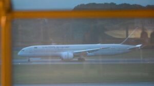 ގޮޓަބަޔައަށް ސިޔާސީ ހިމާޔަތެއް ނުދެން: ސިންގަޕޯރ