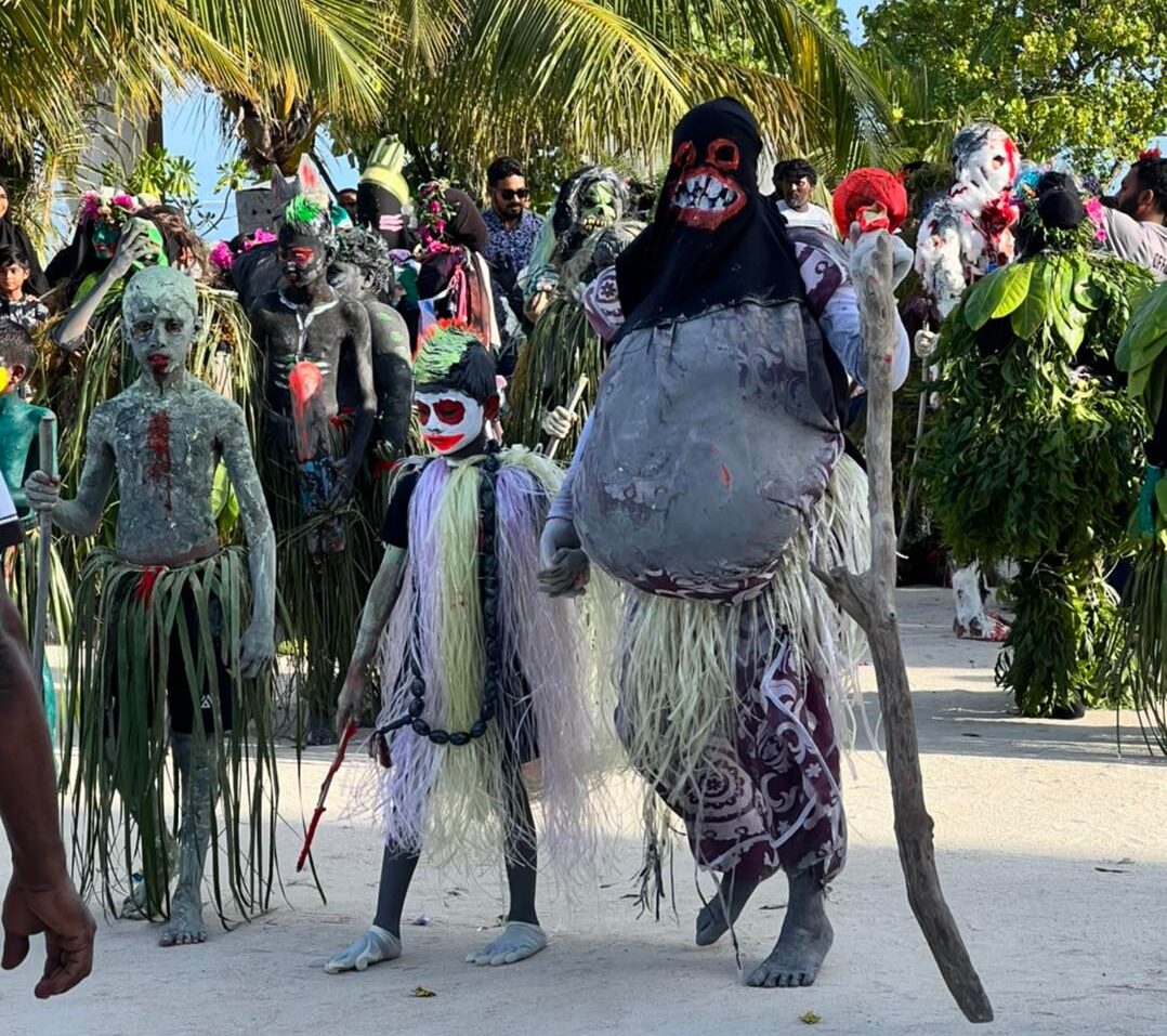 ޤައުމީ ފެންވަރުގައި އަޟްހާ އީދު ފާހަގަކުރާ 3 ރަށް ކަނޑައަޅައިފި