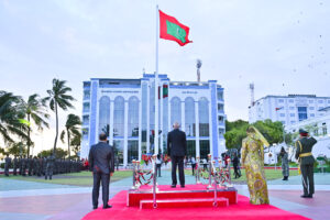 ފޮޓޯ ގެލެރީ: މިނިވަން ދުވަހުގެ ދިދަ ނެގުމުގެ ރަސްމިއްޔާތު