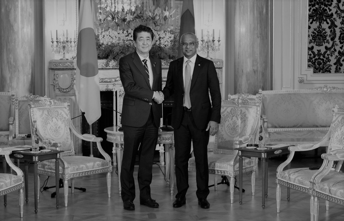 ރައީސް ތަޢުޒިޔާ އަބޭގެ ޢާއިލާއަށް