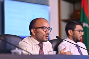 ފަހު ދައުރުގެ މަސައްކަތް ފެށުމުގެ ކުރިން ޓެކްސް ބޮޑުކުރަން ބިލް ހުށަހަޅަނީ