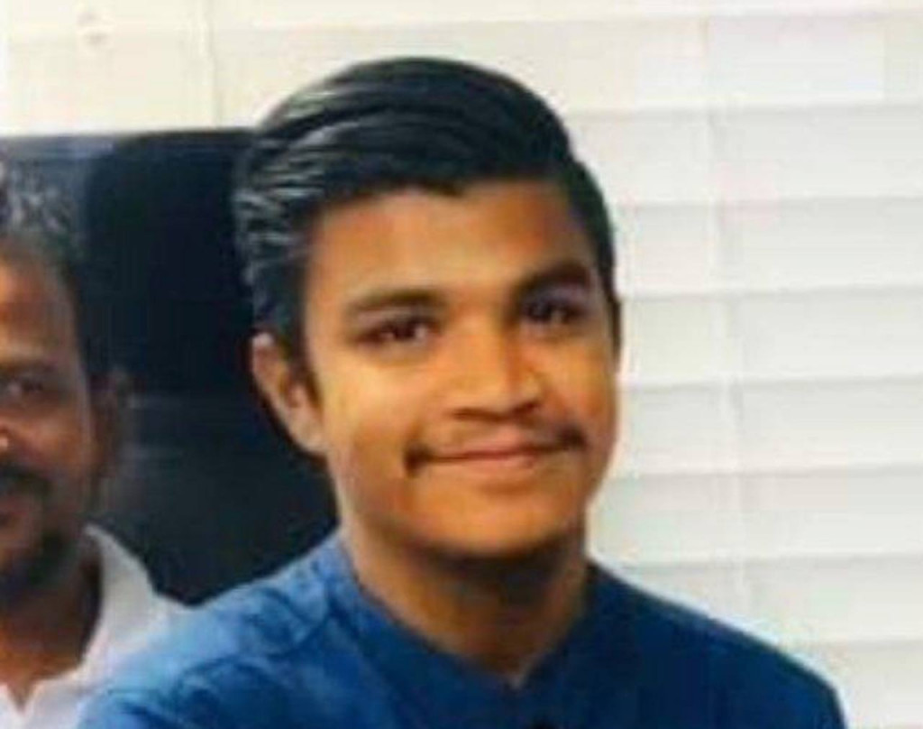 އެއްޖިއްސުން ގުޅުން ހިންގި ކަމުގެ ތުހުމަތުގައި ނޫސްވެރިޔާ ނަސީރު ހައްޔަރުކޮށްފި