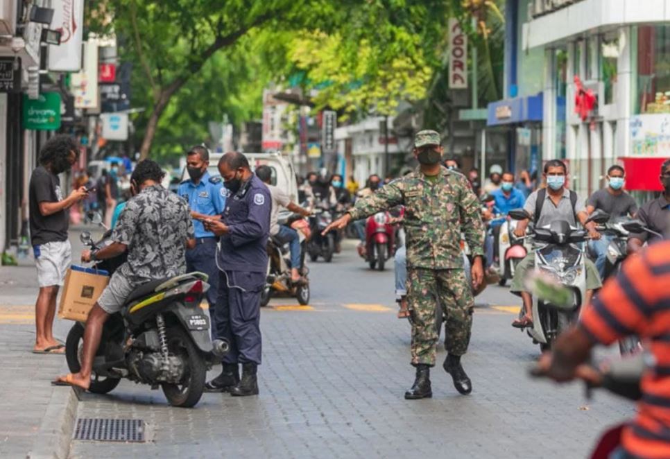 ޢީދު ދުވަހާއި ވަޅު ޢީދު ދުވަހު ހަވީރު ވެހިކަލް ދުއްވުން މަނާ