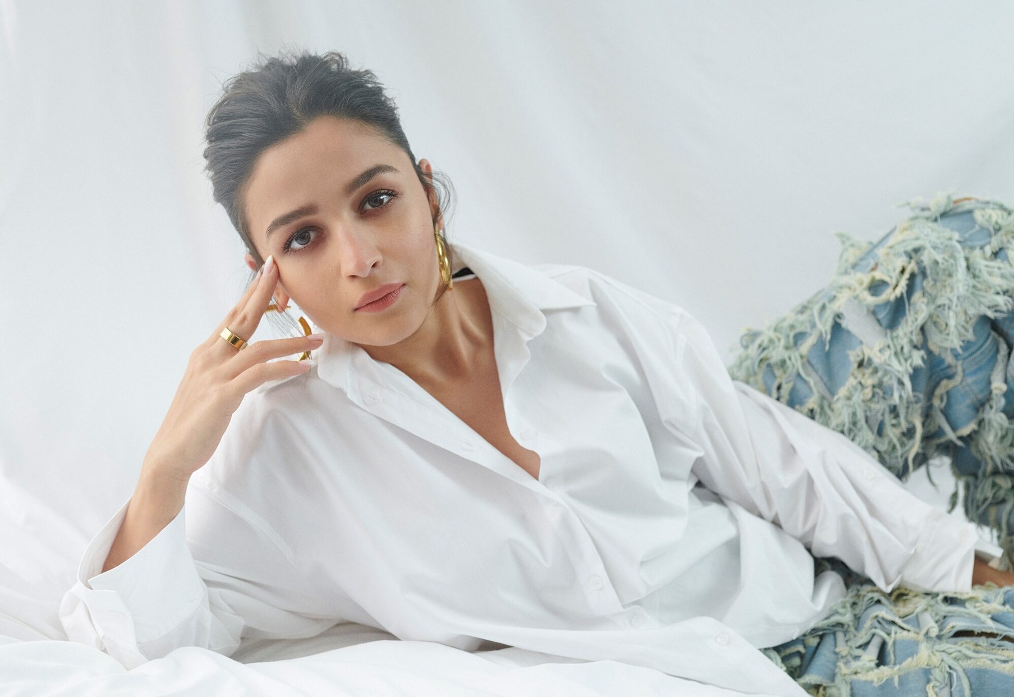 ވިހެއި ފަހުން އާލިއާގެ ފިޓްކަން ފެނި އެންމެން ކޮސްކޮށްލައިފި