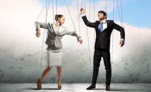 ތިބާ ކޮންޓްރޯލް ކުރާކަން އަންގައިދޭ 4 ކަމެއް