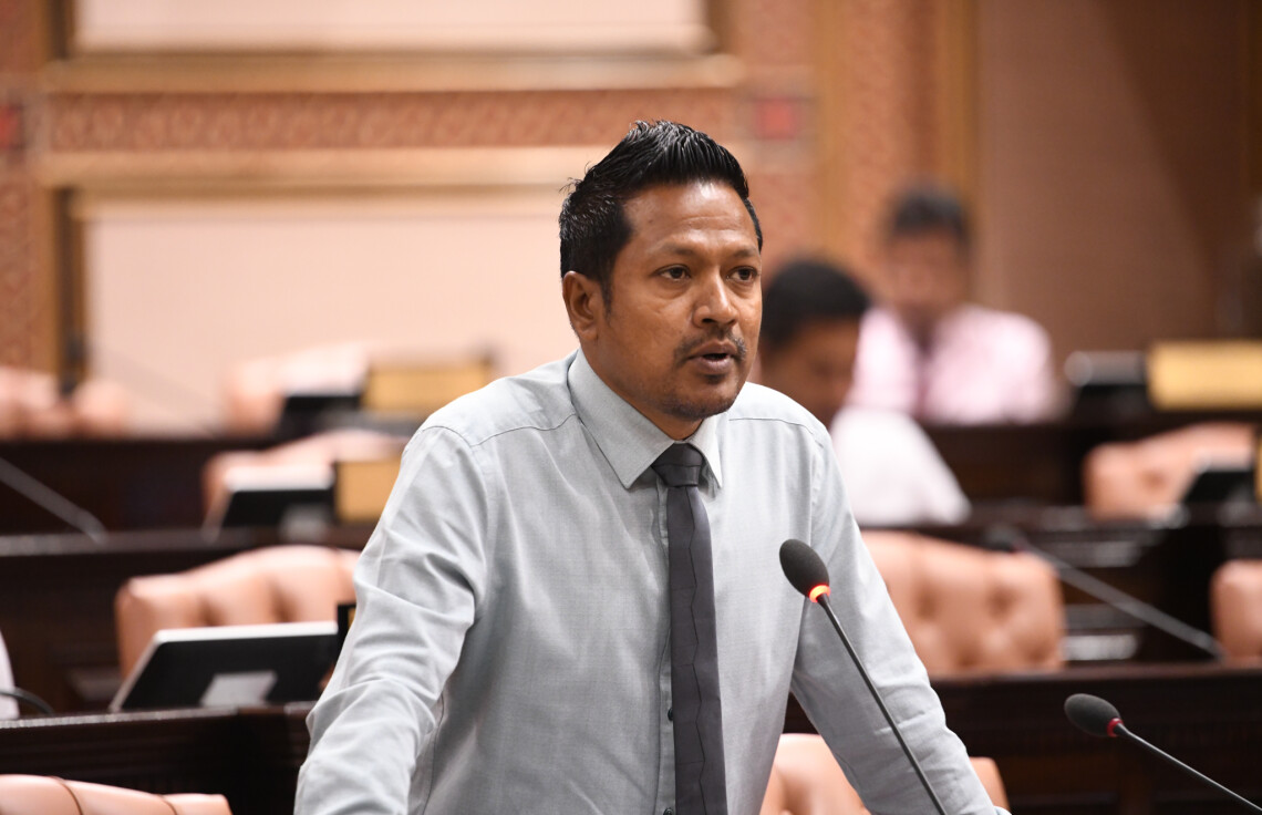 އިންތިގެ ތައުރީފް ޔާމީން ސަރުކާރުގެ މަގުހެދުމަށް!