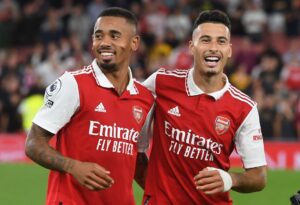 ކުޅުނު ފަސް މެޗުންވެސް މޮޅުވެ އާސެނަލް އެއްވަނަ މަޤާމު ދިފާއުކޮށްފި