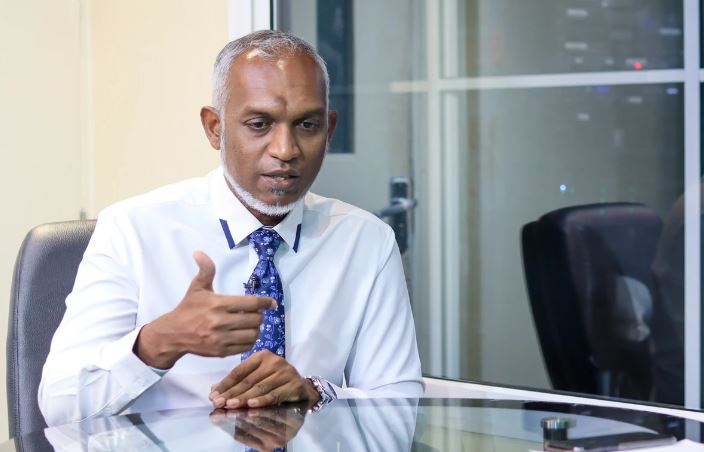 މުއިއްޒުގެ ކެންޑިޑެސީ ފޯމު މާދަމާ ހުށަހަޅަނީ