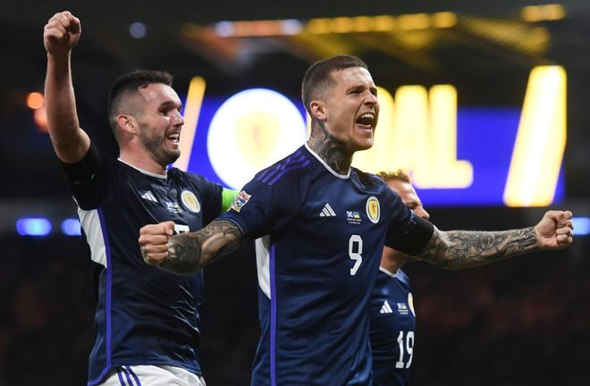 ޔޫކްރެއިން ބަލިކޮށް ސްކޮޓްލެންޑް އެއްވަނައަށް