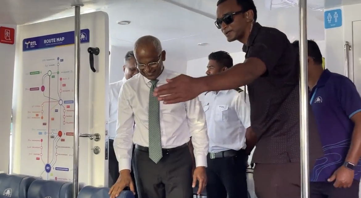 އުތީމުން ދިއްދުއަށް ރައީސް އާރުޓީއެލް ފެރީގައި!