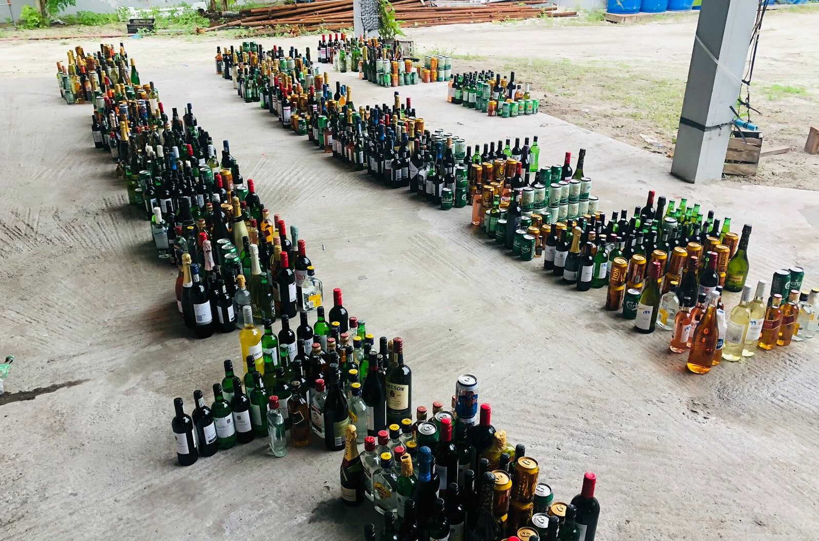 ދަރަވަންދޫ ފުލުުހުންގެ ބެލުމުގެ ދަށުގައި ހުރި ގިނައަދަދެއްގެ ބަނގުރާ ނައްތާލައިފި