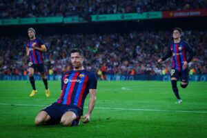 ބާސާ މޮޅުވިއިރު، ލެވަންޑޯސްކީ 600 ގޯލު ހަމަކޮށްފި